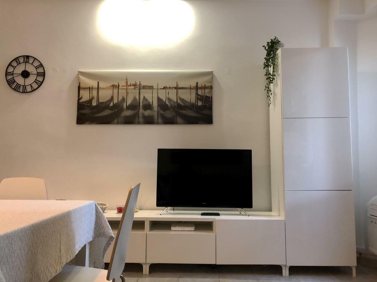 Cadillac Apartment เวนิส ภายนอก รูปภาพ